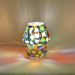 Lampada da tavolo in vetro mosaicata Harlequin h. 17 cm.