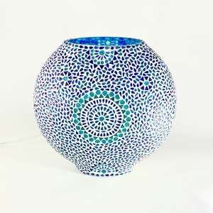 Lampada da tavolo in vetro mosaicata Blue moon h. 32 cm.