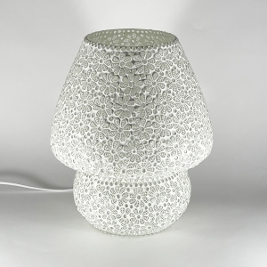 Lampada da tavolo in vetro mosaicata White Daisy h. 32 cm.
