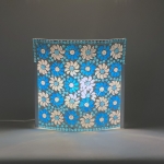 Applique in vetro mosaicata Light Blue Daisy h. 24 cm.