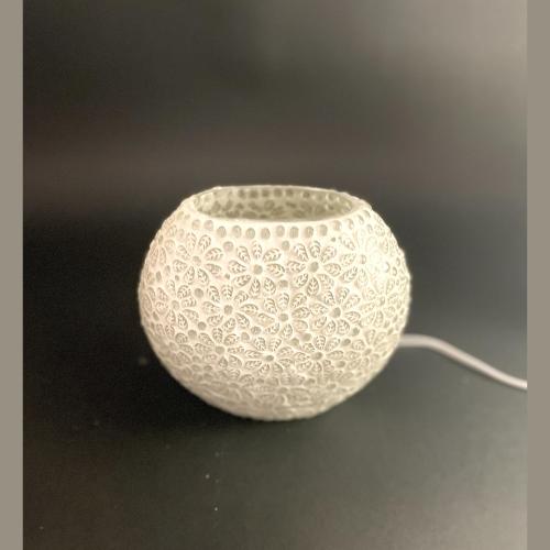 Lampada da tavolo in vetro mosaicata White Daisy h. 17 cm.