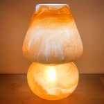 Lampada da tavolo in vetro dipinta Mars h. 64 cm.