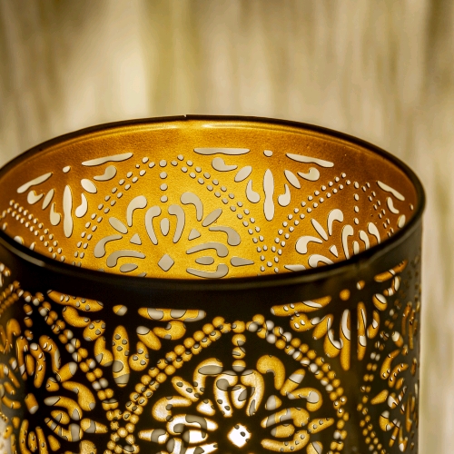 Lampada da tavolo artigianale intarsiata nera