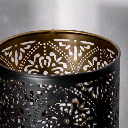 Lampada da tavolo artigianale intarsiata nera