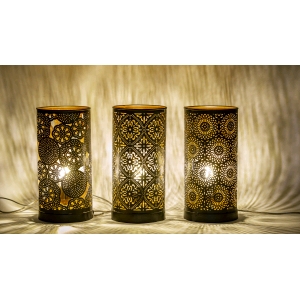 Lampada da tavolo artigianale intarsiata nera